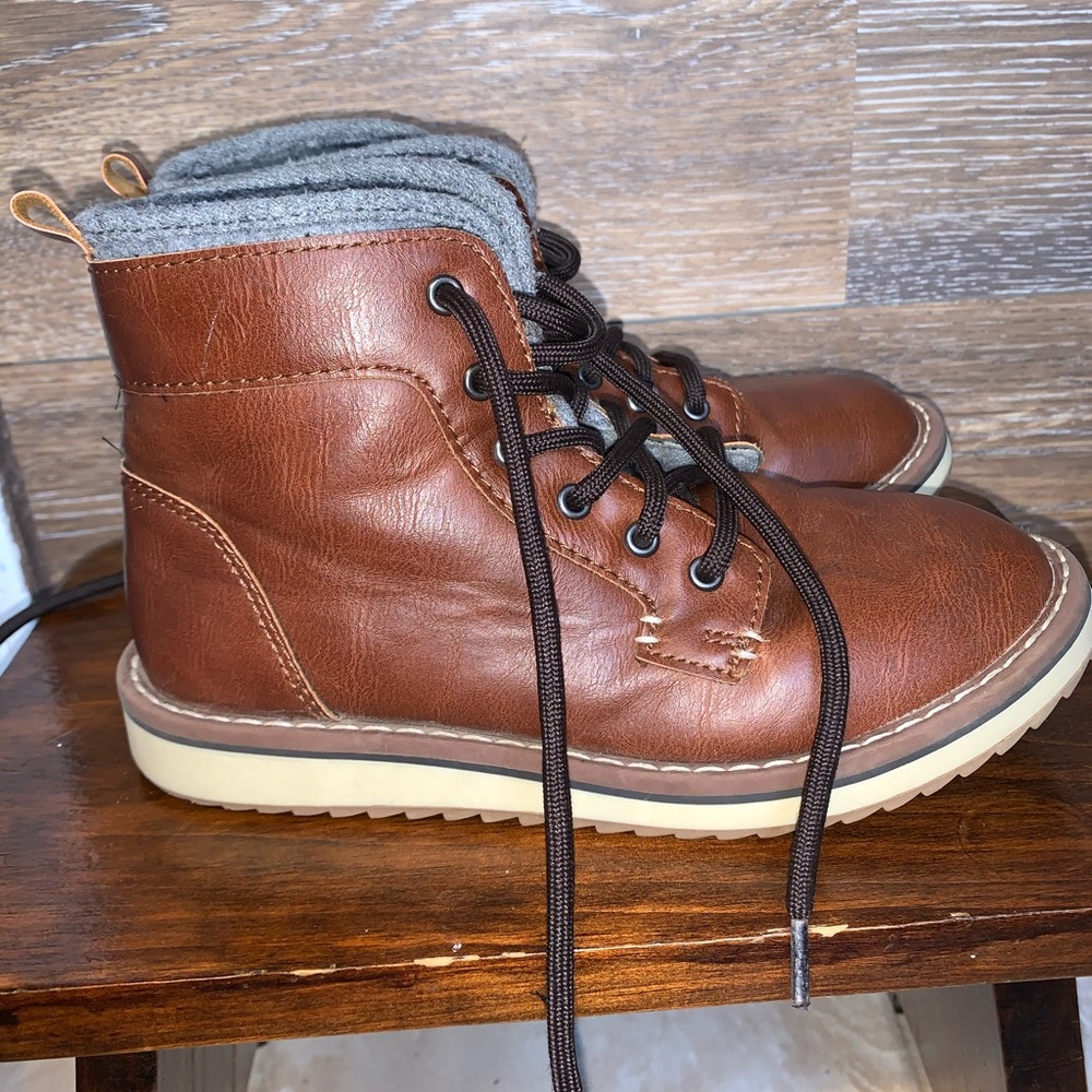 Brown boots